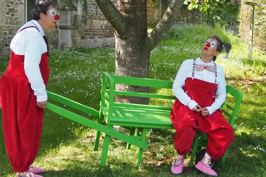 Déambulation Banc Brouette Clown Spectacle Coeurennezveille